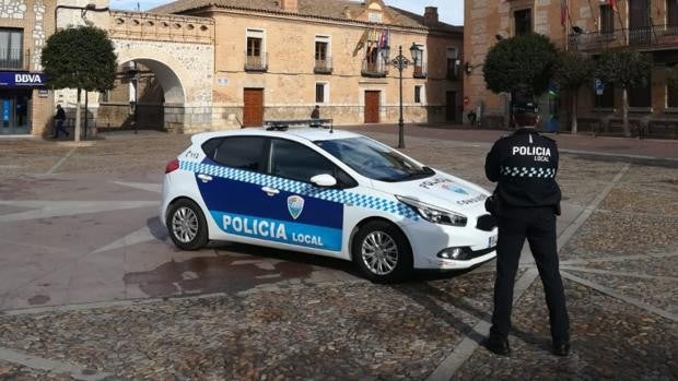 Un caballo desbocado que se había escapado de una finca otras veces siembra la incertidumbre en Consuegra