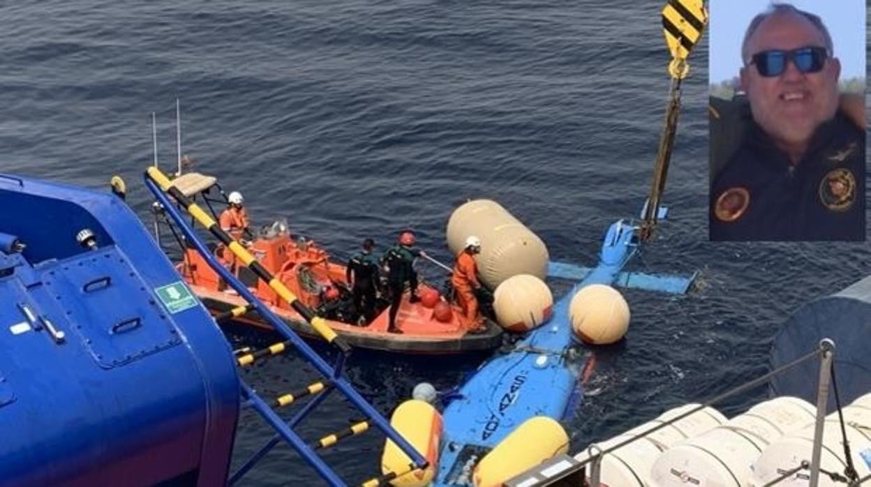 El aparato siniestrado en aguas de Cádiz. En la foto, el agente fallecido