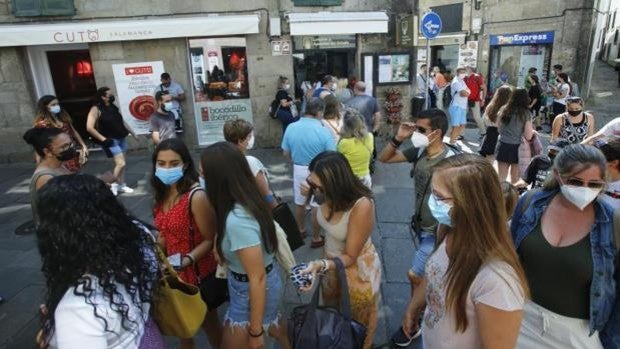 Coronavirus: Galicia doblega la quinta ola con descenso de infecciones e ingresos hospitalarios