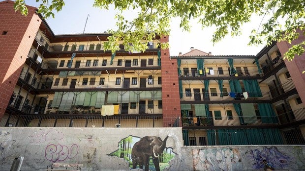 Corralas, de la memoria feliz al 'piso patera'