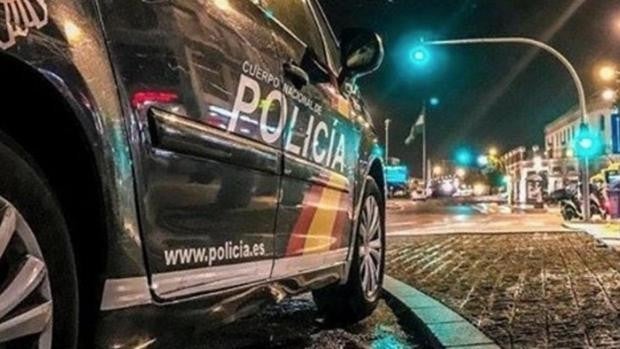 Detenido un joven de 19 años por apuñalar a un hombre en Puente de Vallecas