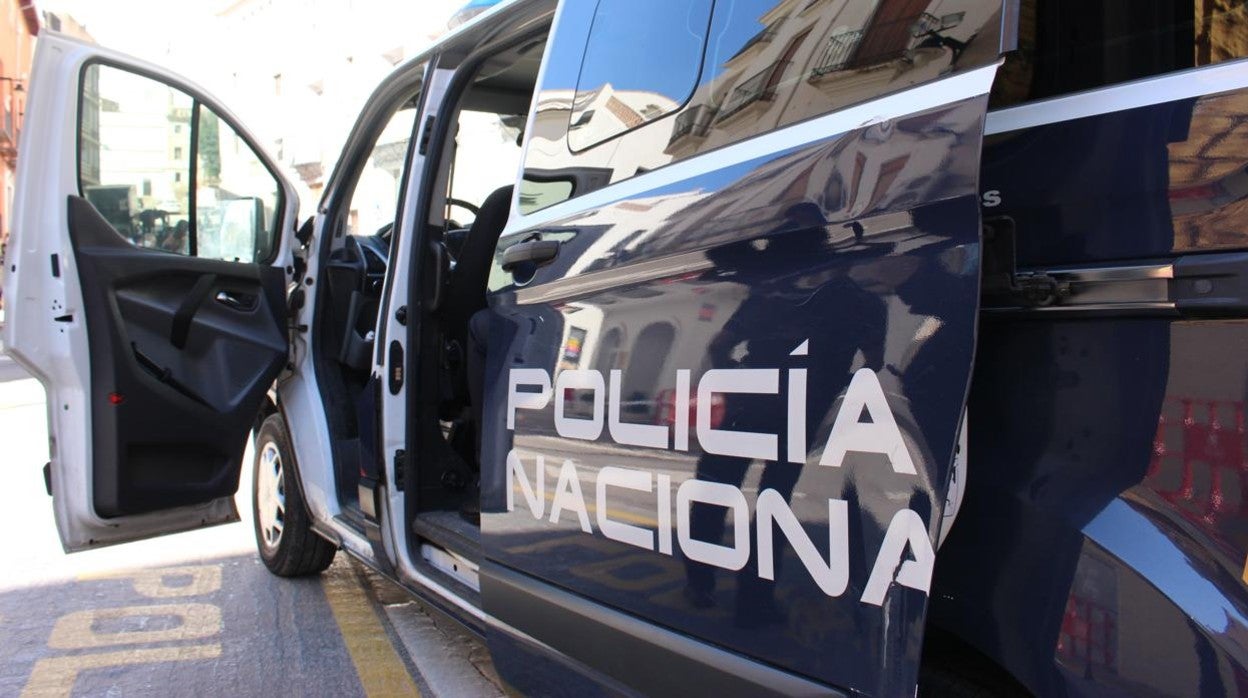 Un vehículo policial en Valencia