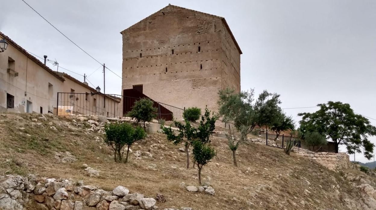 Imagen de la Casa Alta de La Torre de les Maçanes