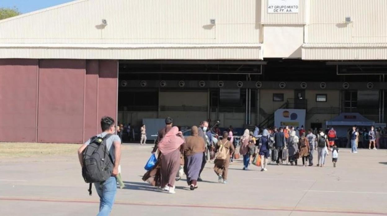 Aterrizan en Torrejón otros dos aviones con personas evacuadas desde Afganistán