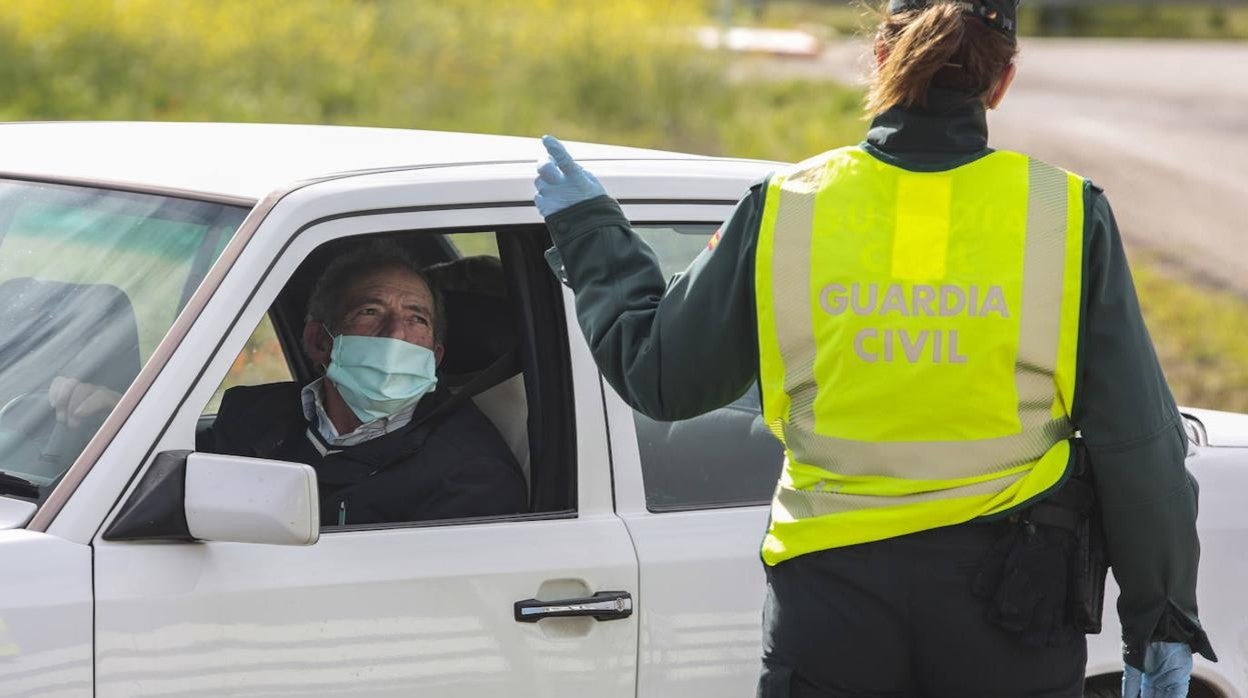 Control de la Guardia Civil.