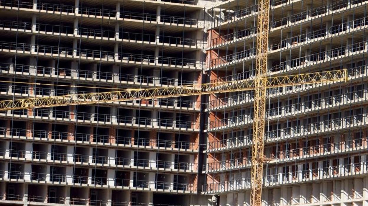 Construcción de viviendas en la Playa de San Juan