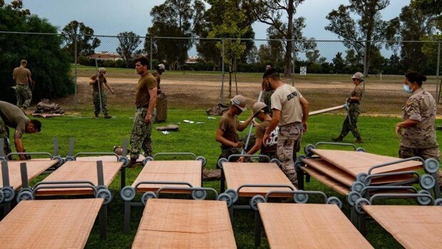 Más de 250 voluntarios de EE.UU. asisten a los afganos en la Base Naval de Rota
