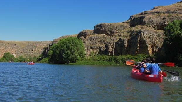 Más viajeros pero menos pernoctaciones en el turismo rural