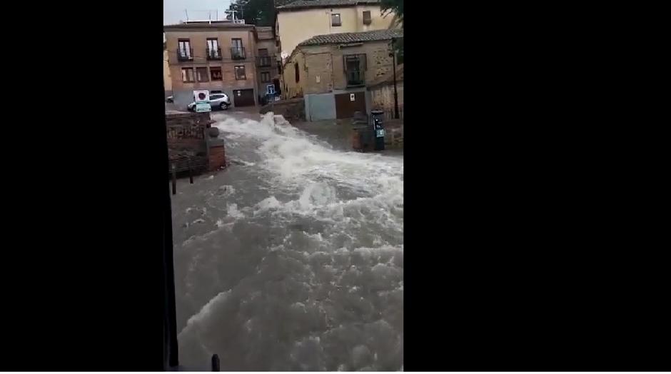 Toledo es una impresionante riada que desemboca en el Tajo y afecta también al nuevo hospital