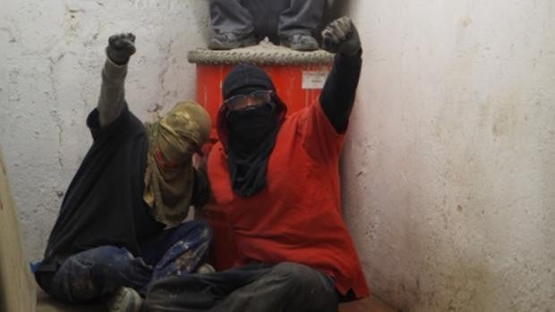 Seis radicales detenidos por enfrentarse a la Policía Nacional al desalojar un «gaztetxe»