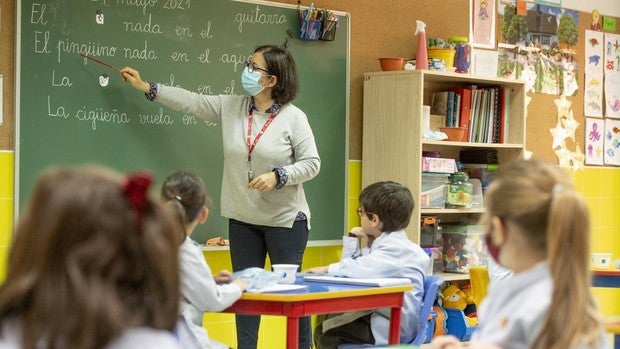 Los alumnos con la pauta completa de vacunación o que hayan pasado el Covid no tendrán que hacer cuarentena