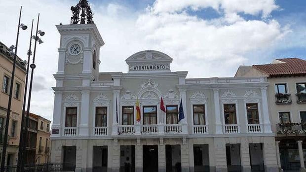 La comunidad educativa, Medalla de Oro de la ciudad de Guadalajara