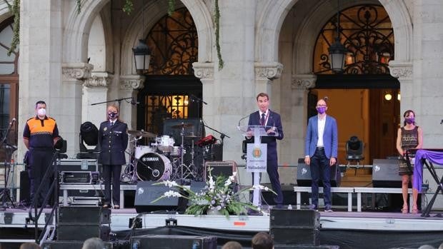 Valladolid inicia sus Fiestas pregonando «una nueva forma de celebrar» tras el sacrificio por el Covid