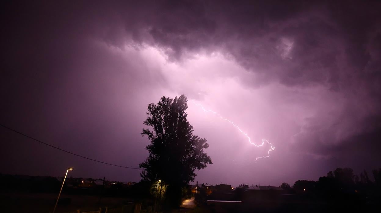 Imagen de archivo de una tormenta en el Bierzo