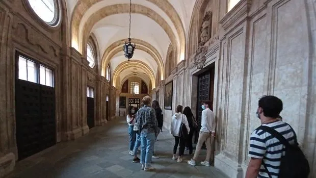 La Pontificia de Salamanca acoge a 4.500 estudiantes en su primer día de clases