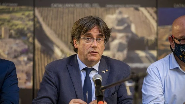 Puigdemont defiende la vía unilateral si el Gobierno rechaza pactar un referéndum