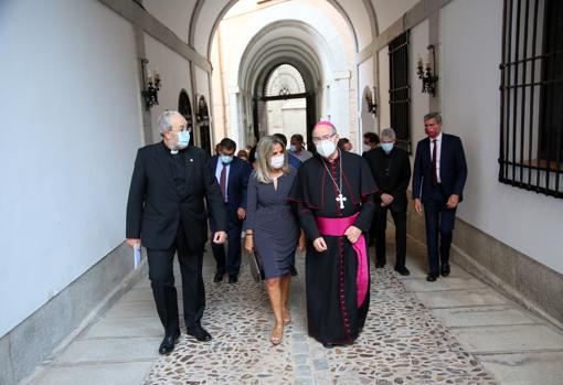 Page: «Quien gobierne en España debe reconocer la importancia de la Iglesia Católica»