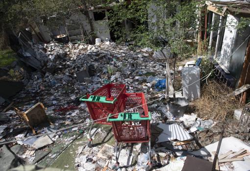 Basura acumulada en uno de los asentamientos