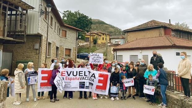 La Revuelta de la España Vaciada se manifiesta en redes sociales para exigir servicios en el medio rural