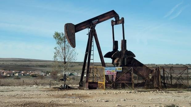 La Junta declara al campo petrolífero de Ayoluengo  como Bien de Interés Cultural