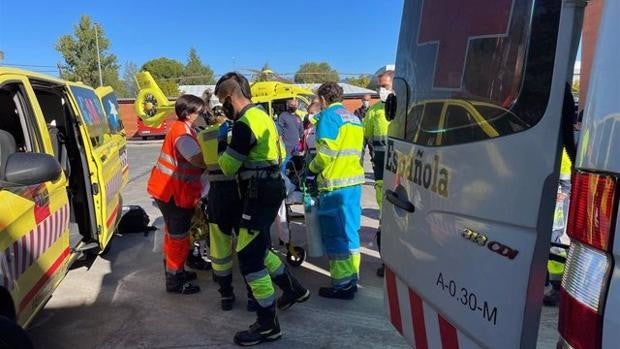 Un autobús atropella de gravedad a un joven de 18 años en Villalba