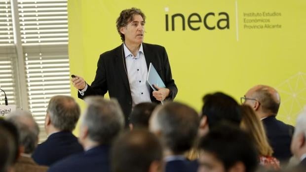 Los empresarios de Ineca advierten de que Alicante pierde peso en la economía nacional