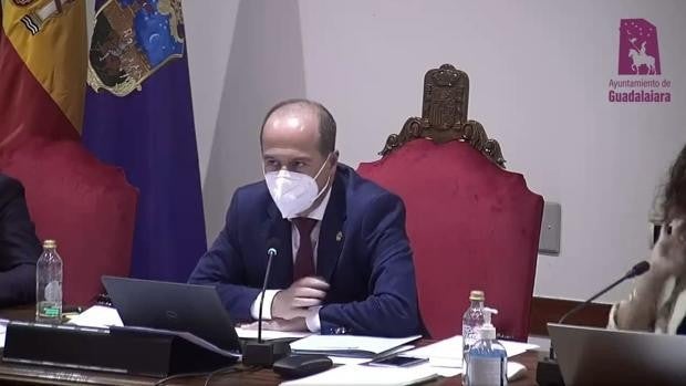 Alberto Rojo anuncia la reducción de presión fiscal en Guadalajara y seguirá sin cobrar la tasa de terrazas