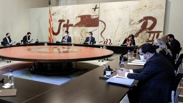 ERC y Junts ignoran el Día de la Hispanidad y mantienen la reunión semanal del Govern