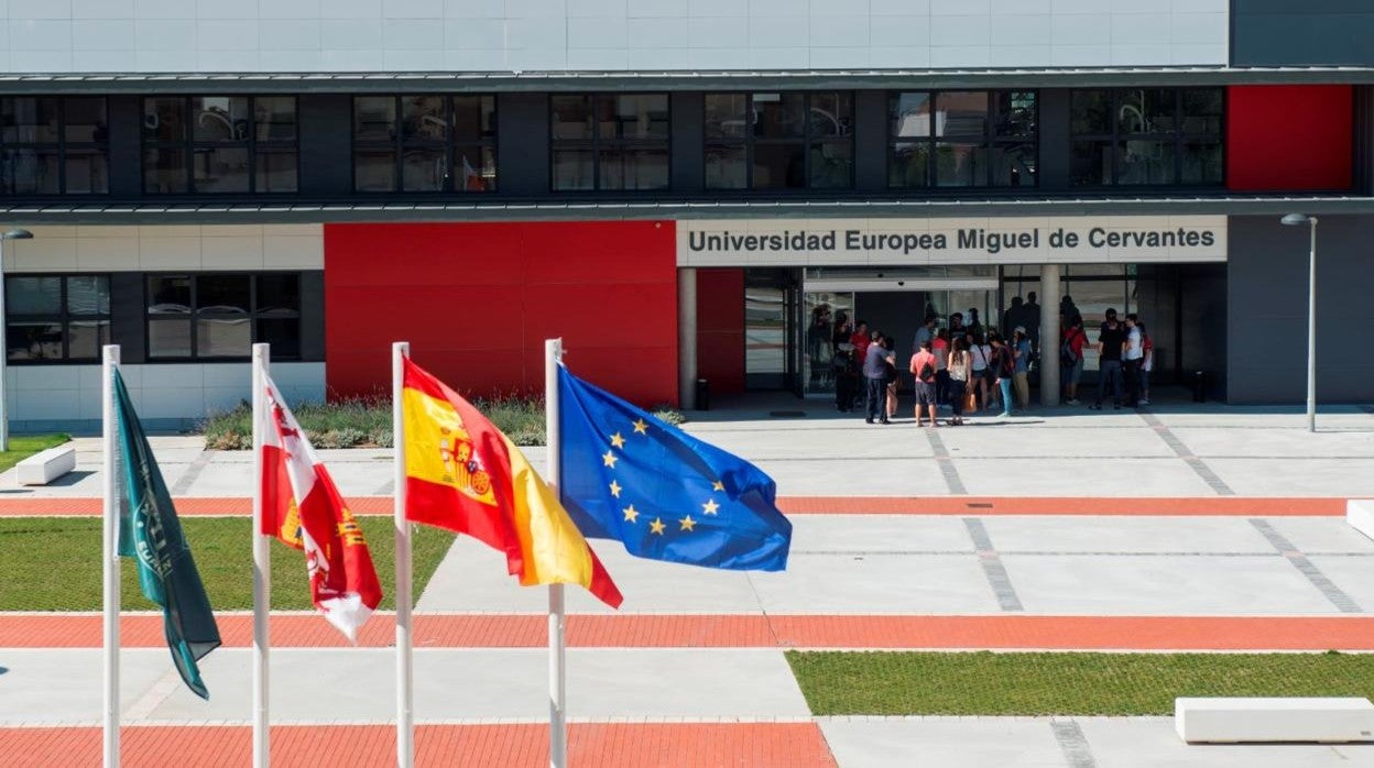 Fachada de la Universidad Europea Miguel de Cervantes, en Valladolid