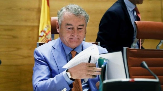 Telemadrid no tocará los sueldos de la plantilla en el recorte del 10% que exige Vox