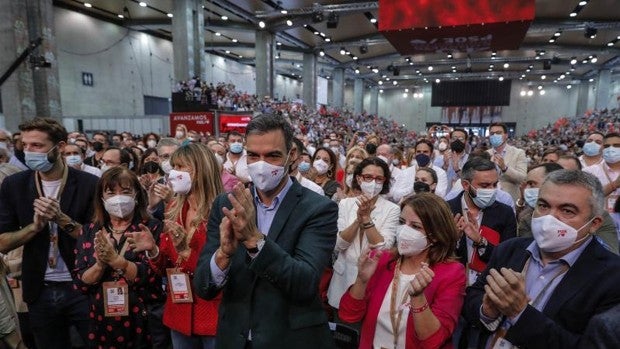 El PSOE eleva los avales necesarios para poder competir en las primarias internas