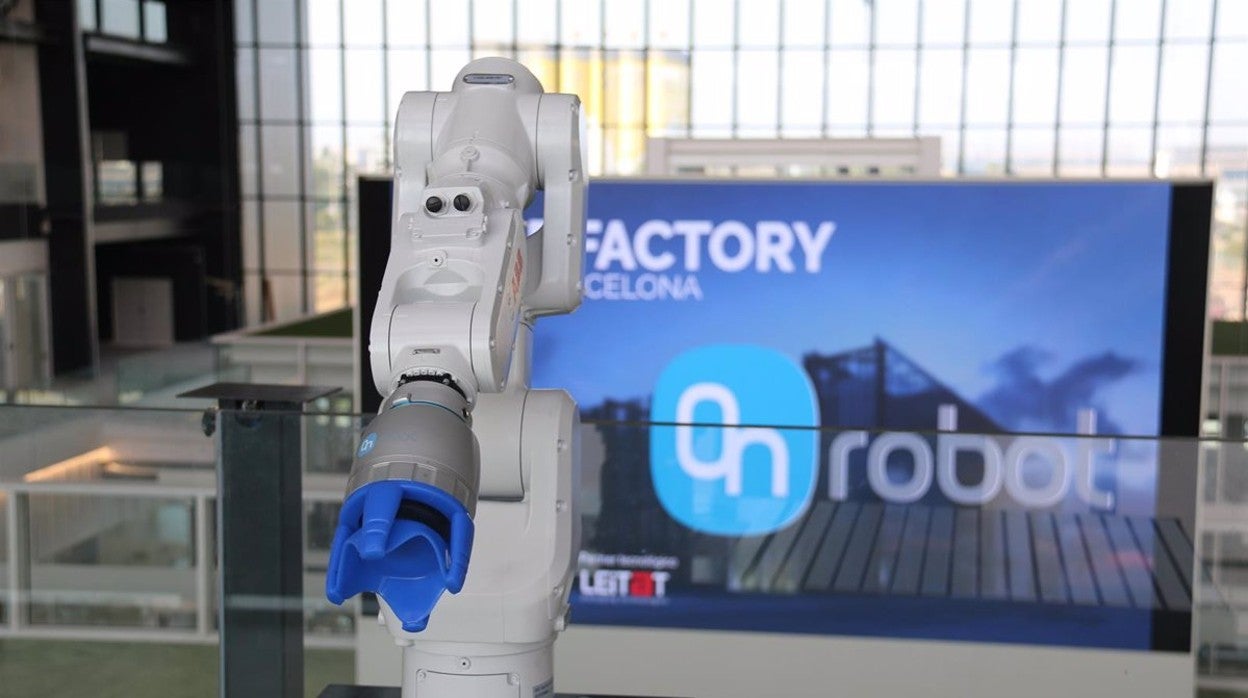 DFactory inicia la actividad del laboratorio de robótica con OnRobot en su ecosistema