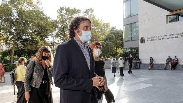 Absuelven a Rubén Trenzano de falsedad por las ayudas a empresas del hermano de Ximo Puig