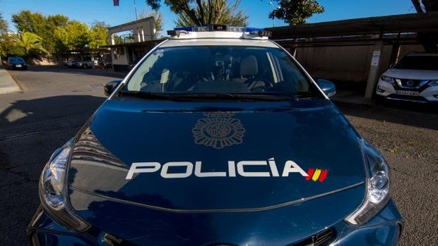 La Policía detiene al autor de una paliza a un agente que le exigió que se pusiera la mascarilla en un autobús