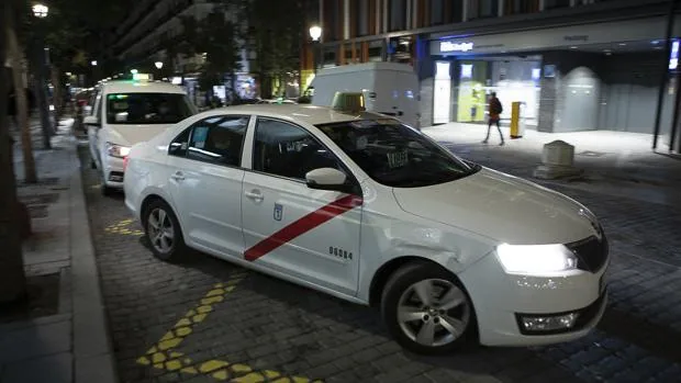 Los taxis de Madrid ofrecerán una plataforma para leer las noticias de manera gratuita