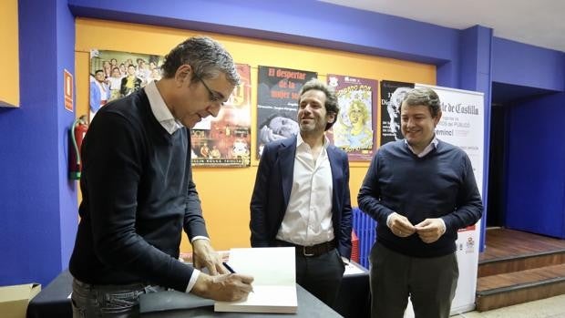 Mañueco acompaña a Borja Sémper y Eduardo Madina en la presentación de 'Impuros' en la Seminci