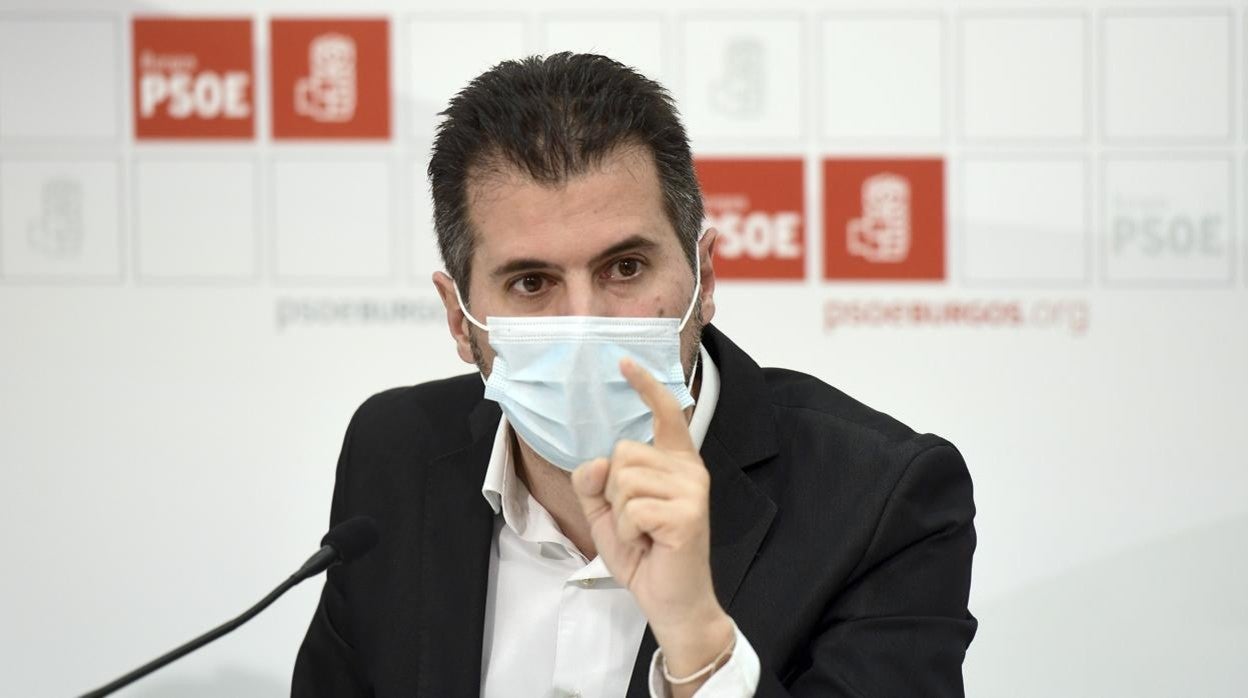 Luis Tudanca, durante la rueda de prensa ofrecida ayer en Burgos