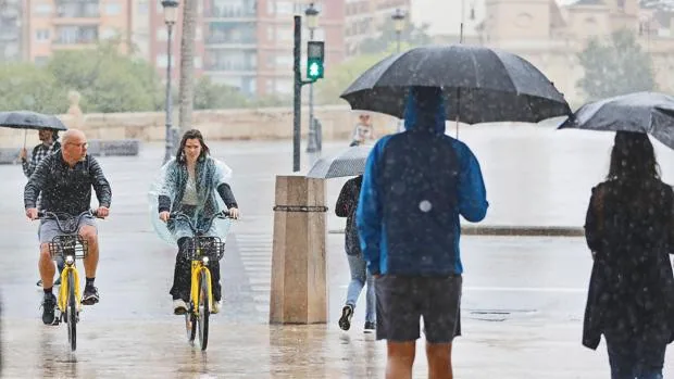 El tiempo en Valencia: el primer temporal de frío del otoño provocará un brusco descenso de las temperaturas esta semana