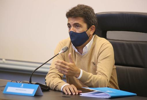 El presidente, Carlos Mazón, durante una intervención en el debate