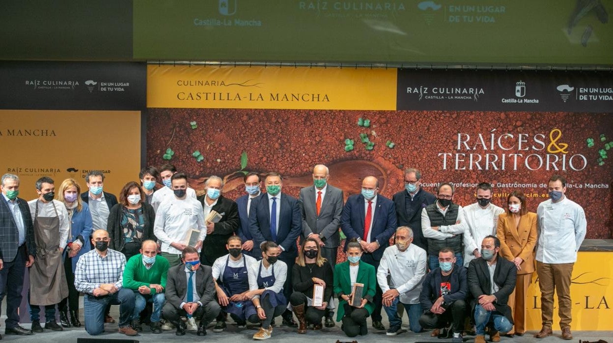 Emiliano García-Page presidió ayer la apertura del congreso «Raíz culinaria» en Cuenca