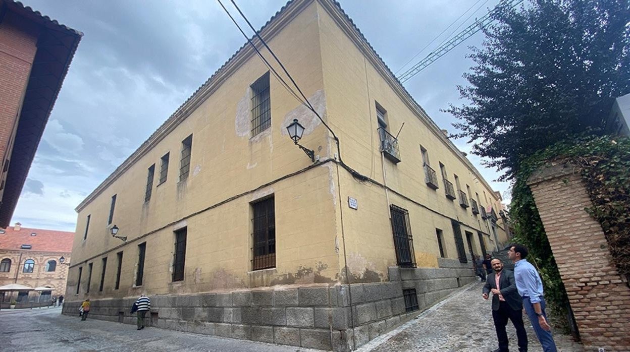 Edificio de San Juan de Dios, en el Paseo del Tránsito