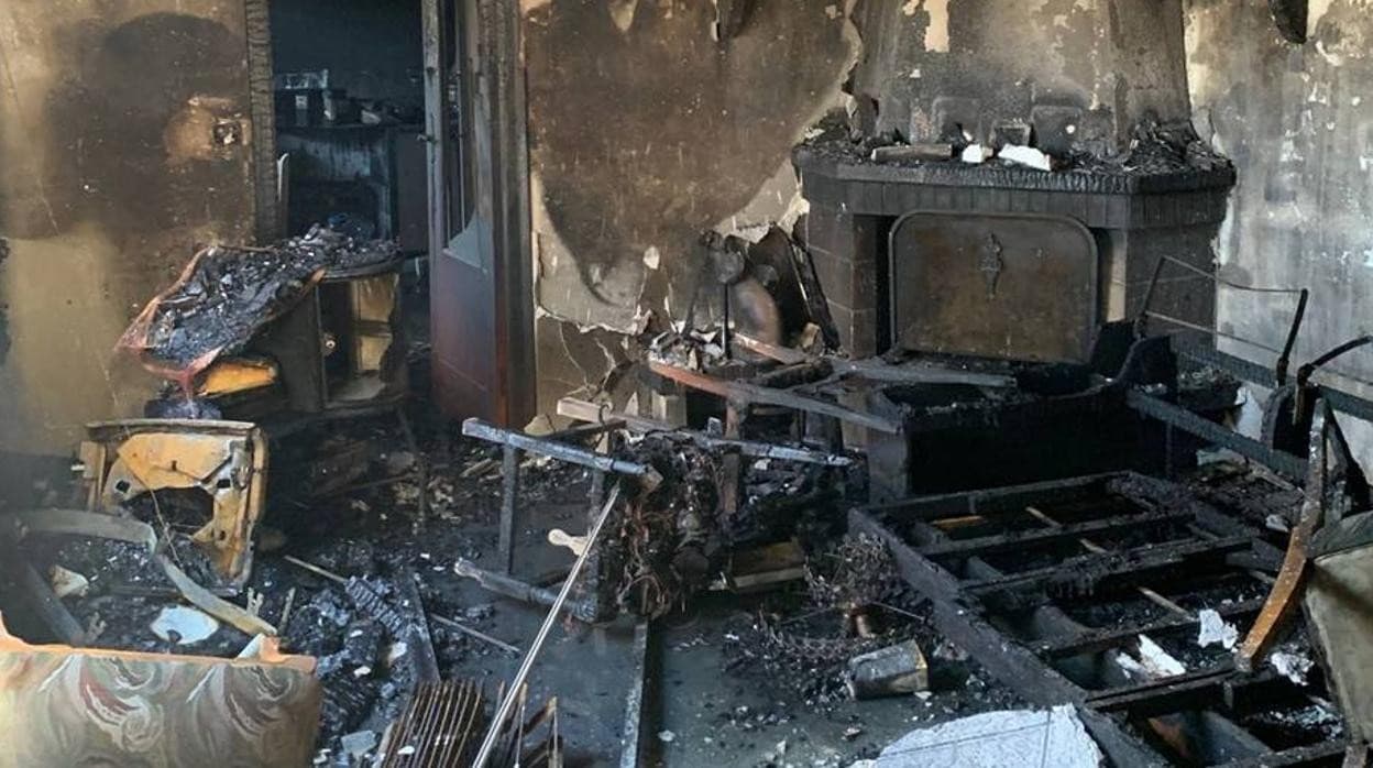 Imagen de la vivienda incendiada en la localidad alicantina de Granja de Rocamora
