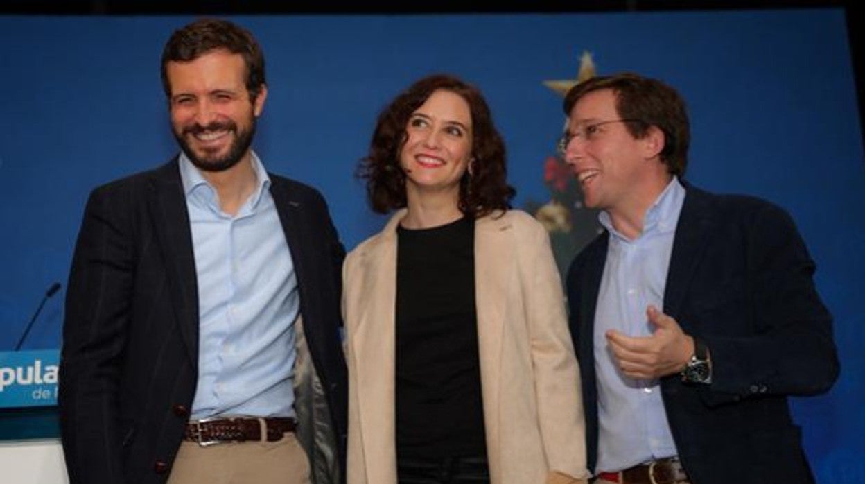 Pablo Casado, Isabel Díaz Ayuso y José Luis Martínez-Almeida