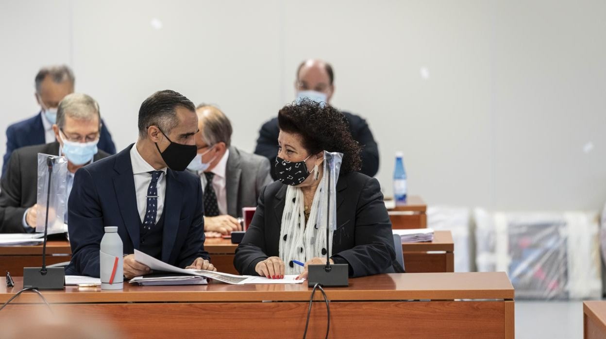 Imagen de la exdirectora del IVAM Consuelo Císcar durante el juicio en la Audiencia de Valencia