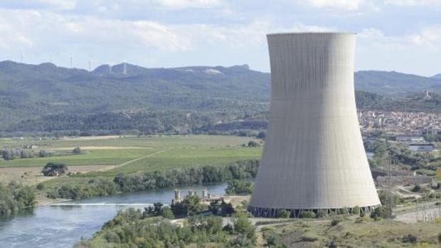 Un muerto y al menos tres heridos en la central nuclear de Ascó por un escape no vinculado a la actividad radiológica