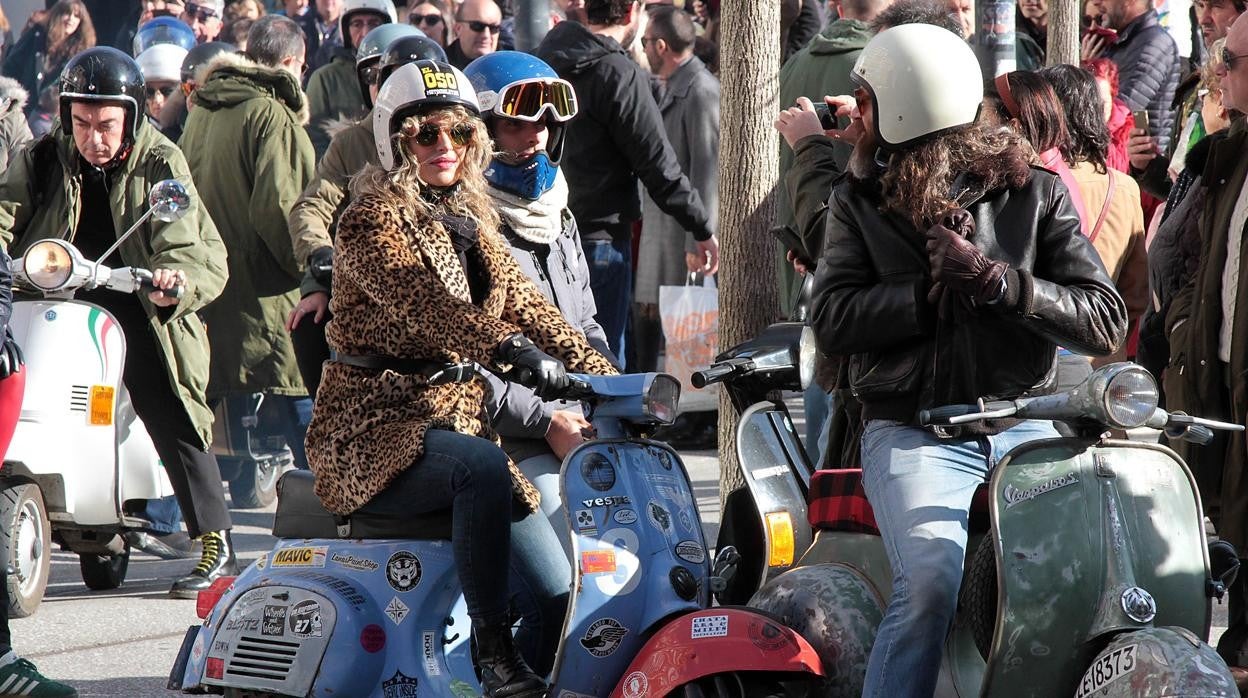 Concentración de Vespas y Lambrettas del Purple Weekend de León, en la edición de 2019