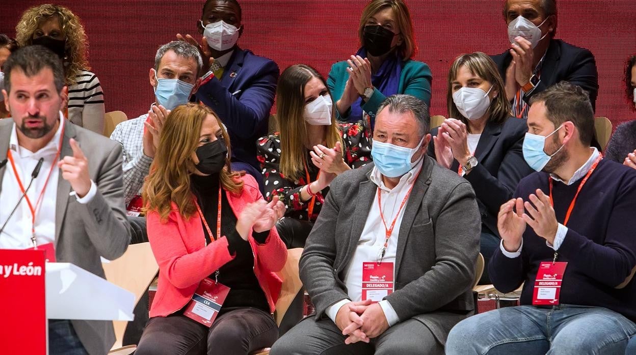 Tudanca, acompañado de Barcones y Morán, en la tercera jornada del 14º Congreso Autonómico del PSOE de Castilla y León