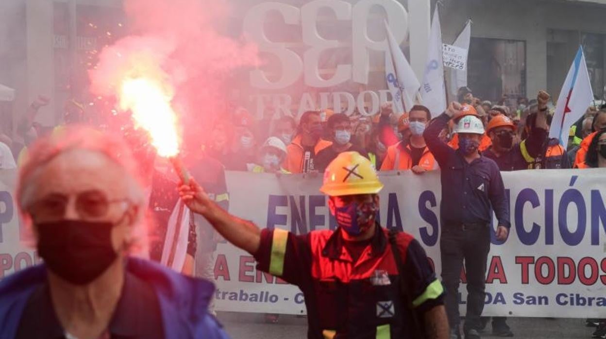 Manifestación de los trabajadores de Alcoa San Cibrao, celebrada el 17 de octubre