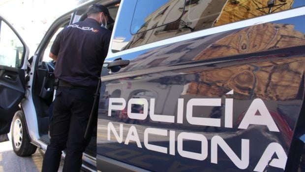 Detienen a un hombre por matar a su mujer hace un año e incendiar la casa para ocultarlo en Valencia