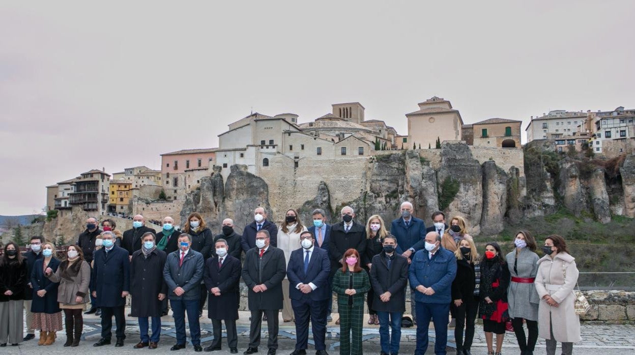 Page y Dolz han presidido en Cuenca el acto de conmemoración por el XXV aniversario de Cuenca como Ciudad Patrimonio